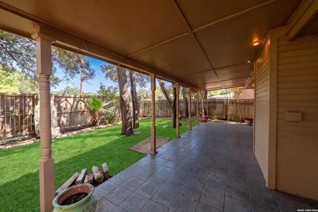 Photo of 4011 LEGEND RANCH DR