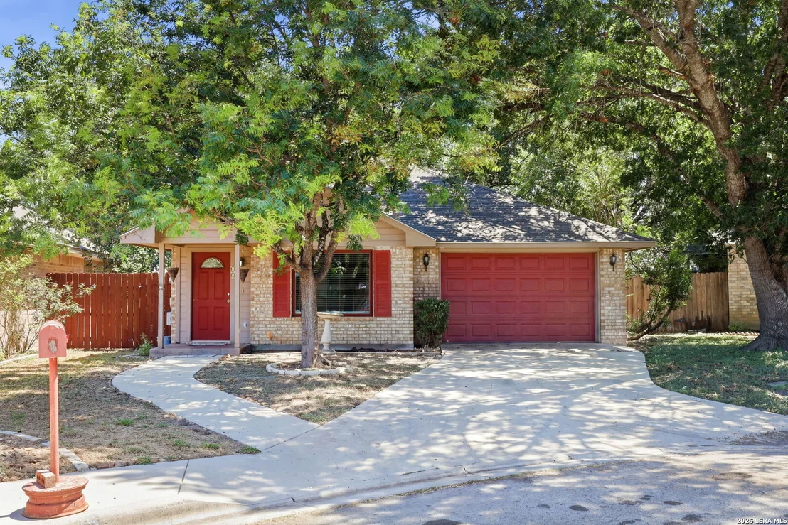 Photo of 15 SHADOW CIR