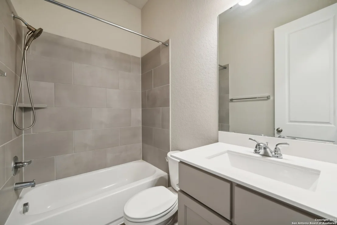 Photo of 1493 Pitcher Bend