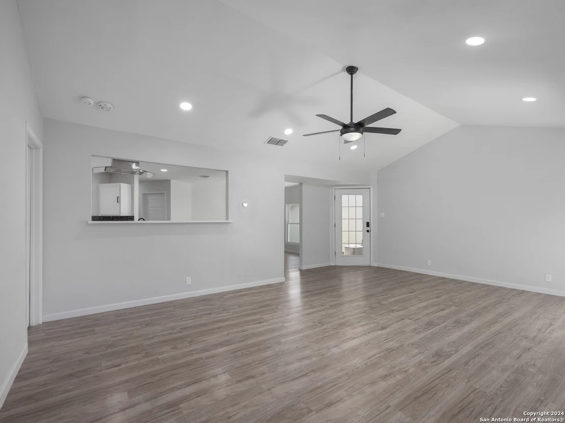 Photo of 7707 clear ridge