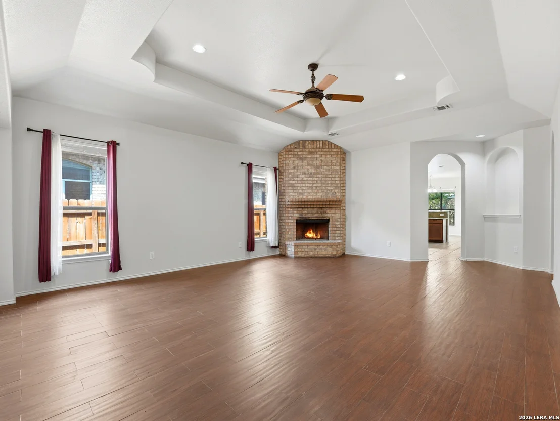 Photo of 5542 Cross Pond