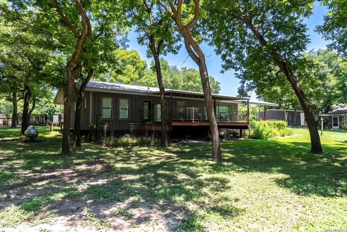 Photo of 27046 State Highway 55