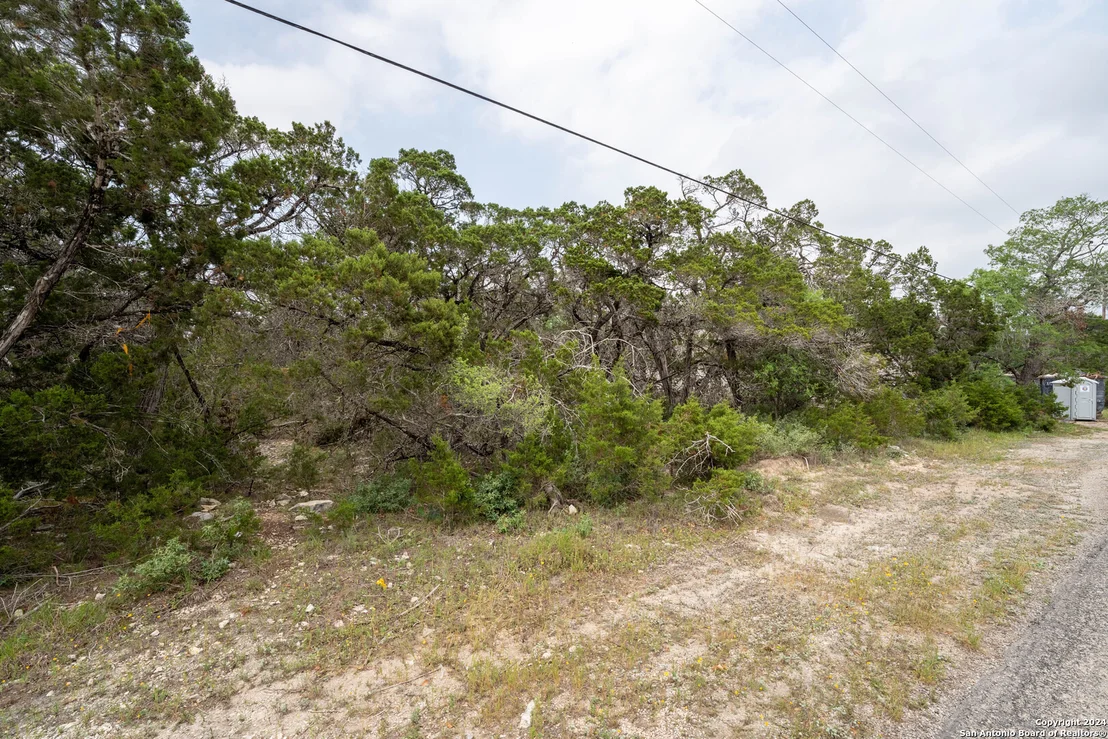 Photo of 6136 TANGLEWOOD TRL