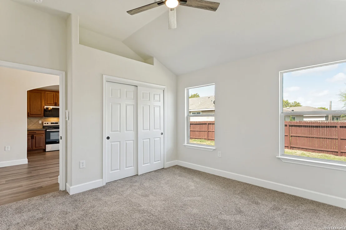 Photo of 8819 MISSION BRK