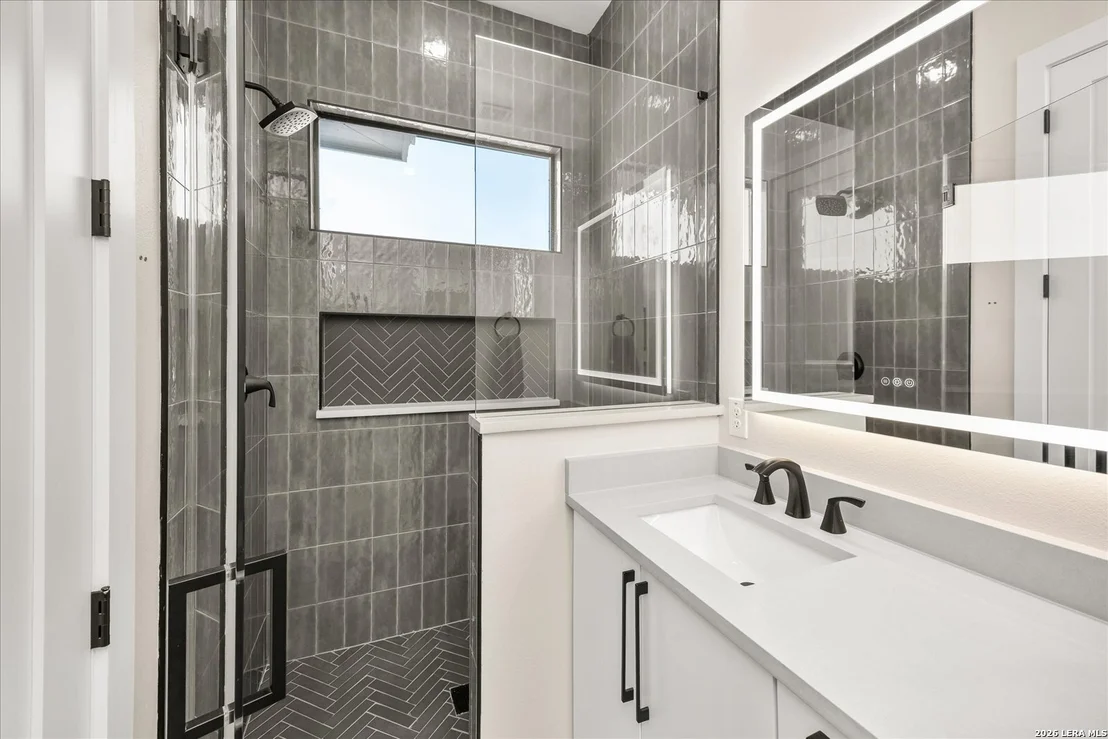 Photo of 330 PRESTON TRL