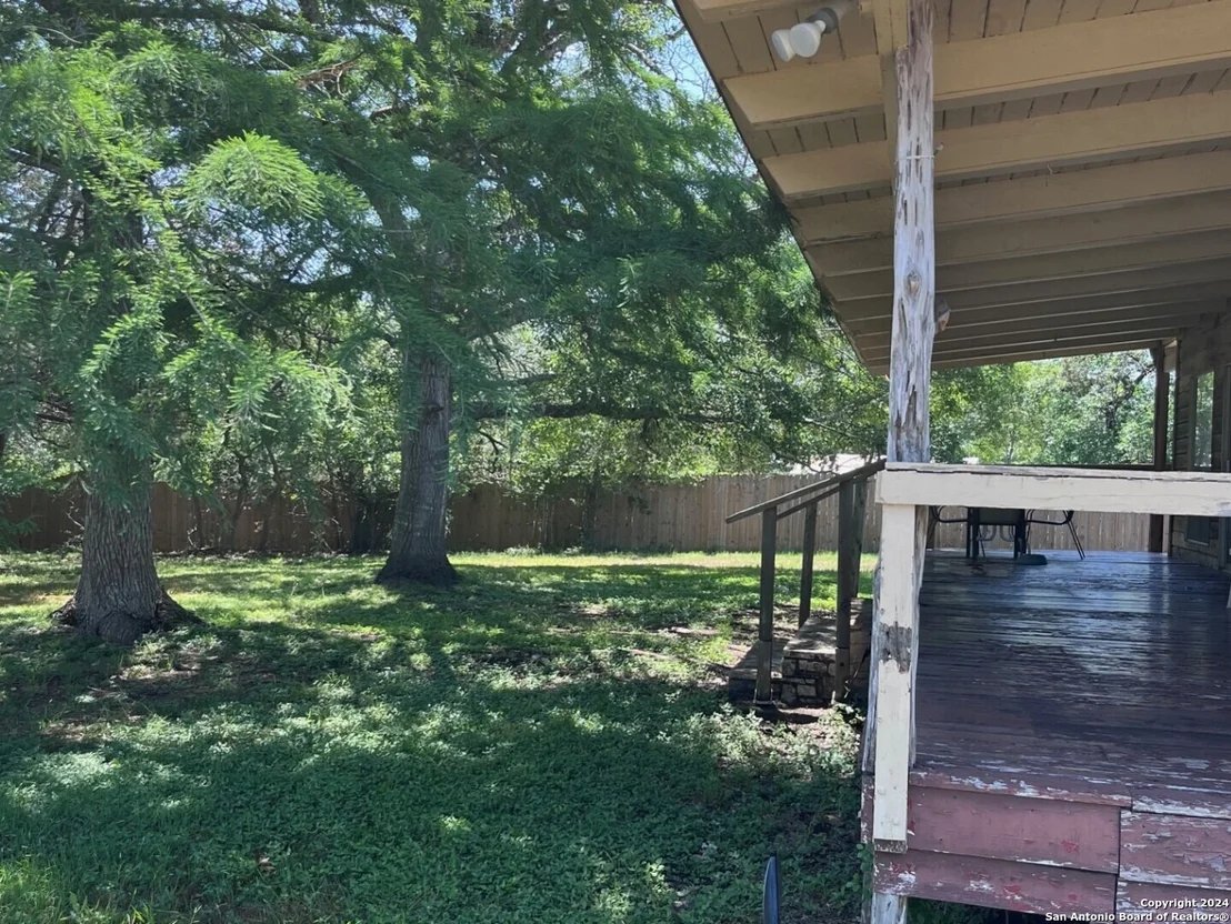 Photo of 1605 Zane Grey