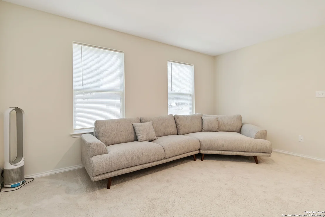 Photo of 13123 SENDERO ROBLE