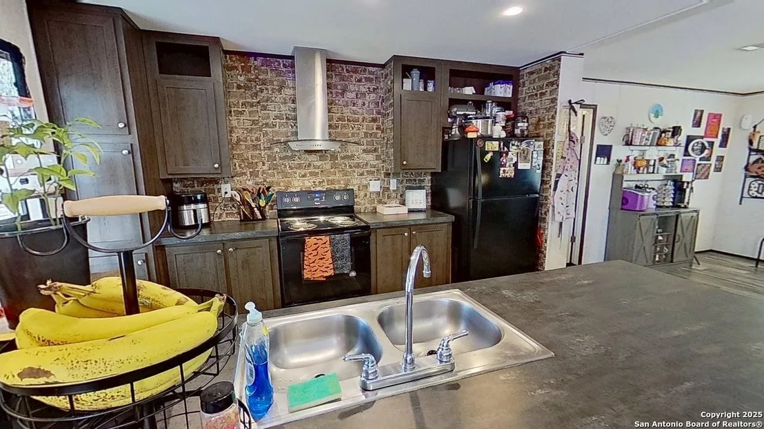 Photo of 1127 County Road 773