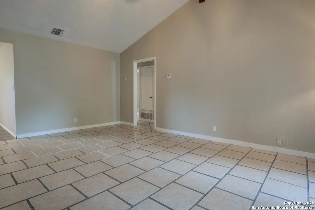 Photo of 7115 Whittney