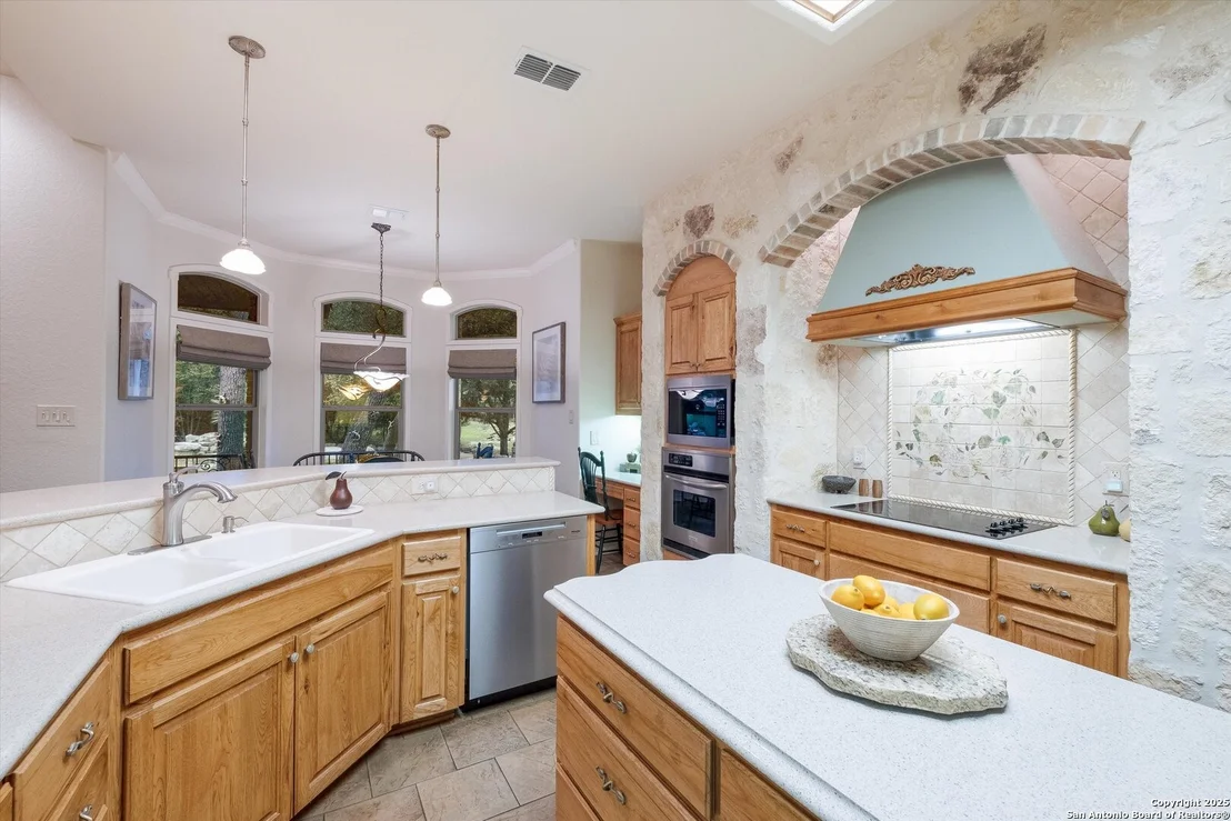 Photo of 15271 Chinquapin