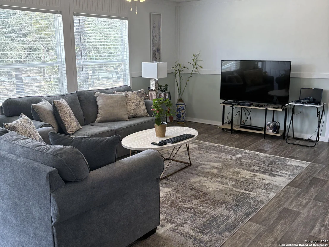 Photo of 22170 Applewhite