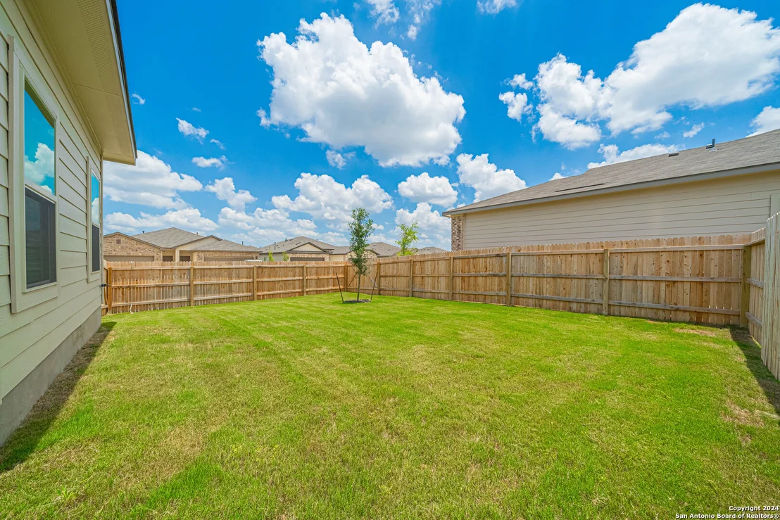 Photo of 5431 Devils Gate