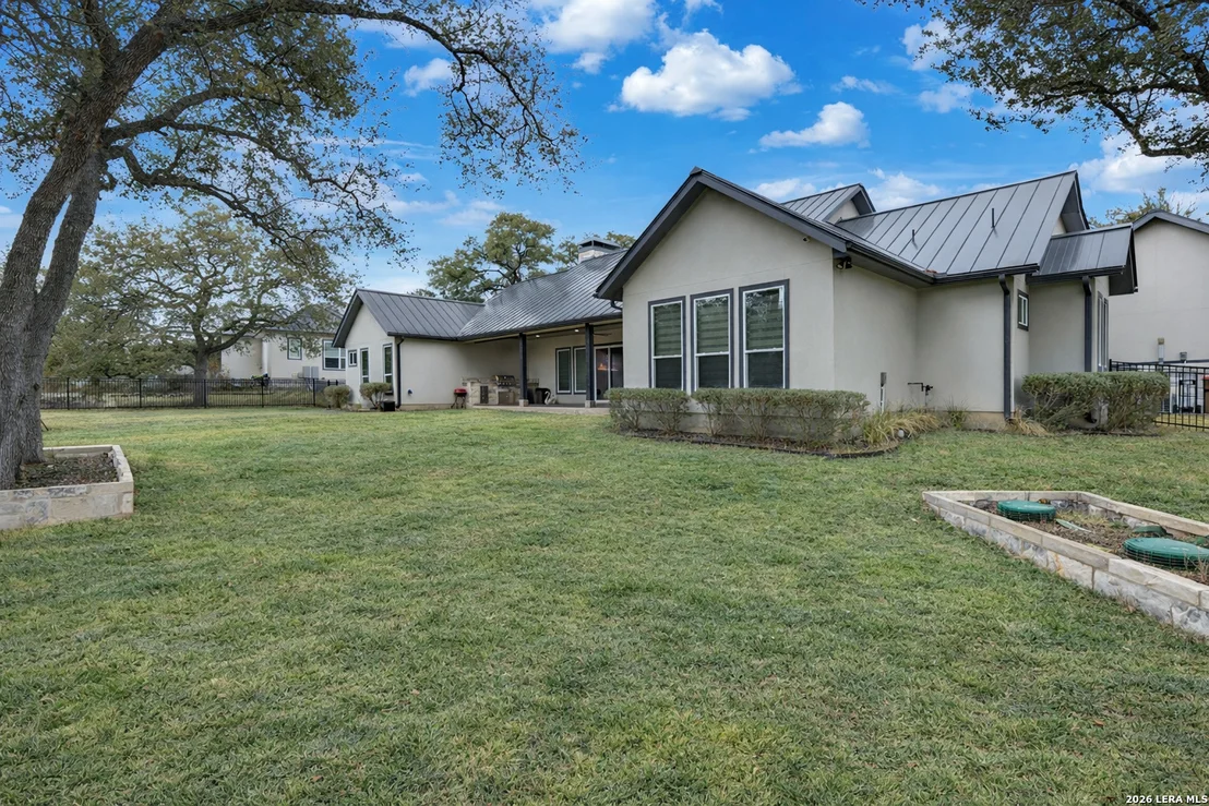 Photo of 424 Arthur Ct