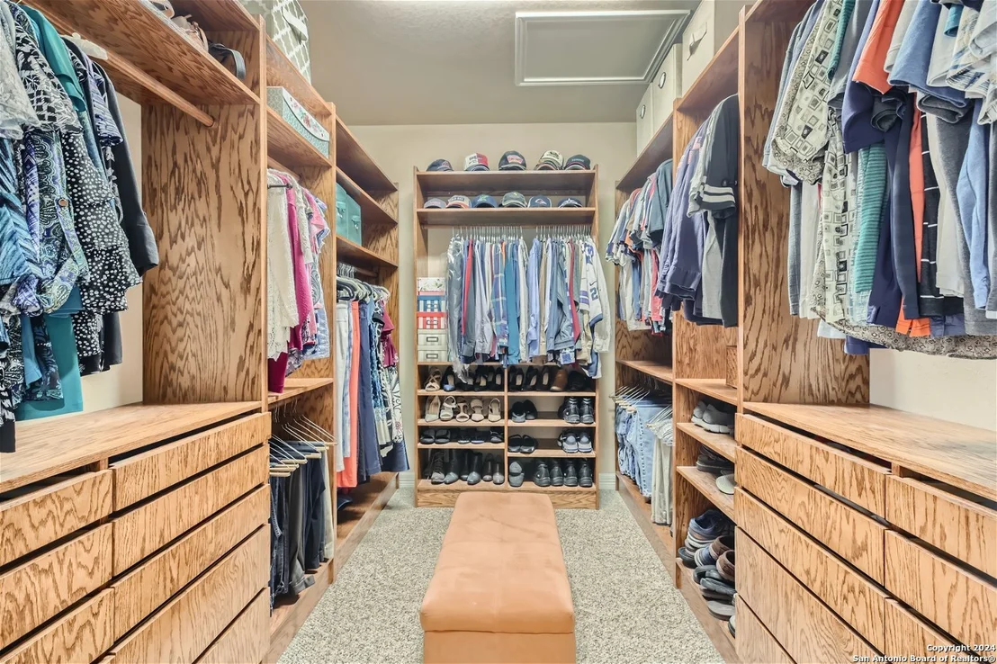 Photo of 678 Pr 3702