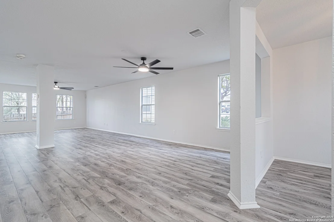 Photo of 6615 Suncliff Crst