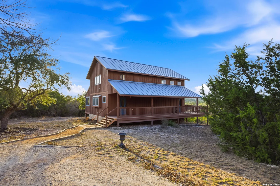 Photo of 597 Krause