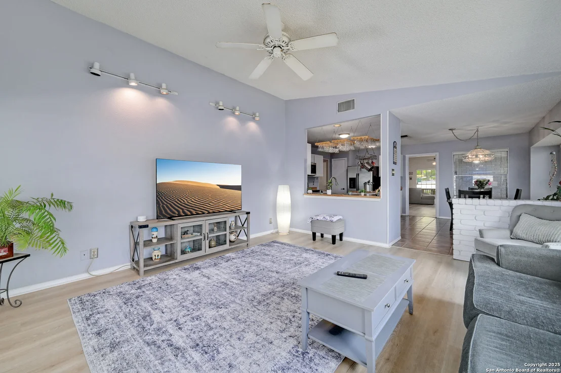 Photo of 3734 Colter