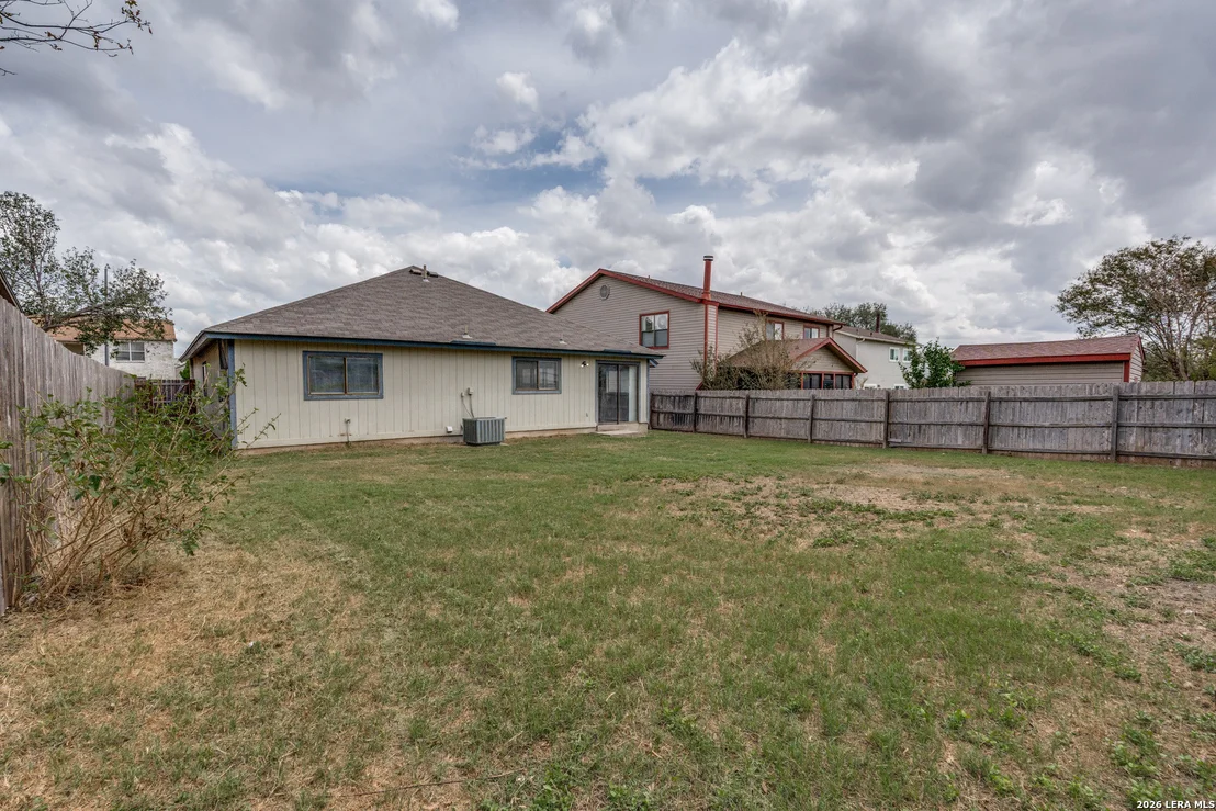 Photo of 8058 CHESTNUT BARR DR