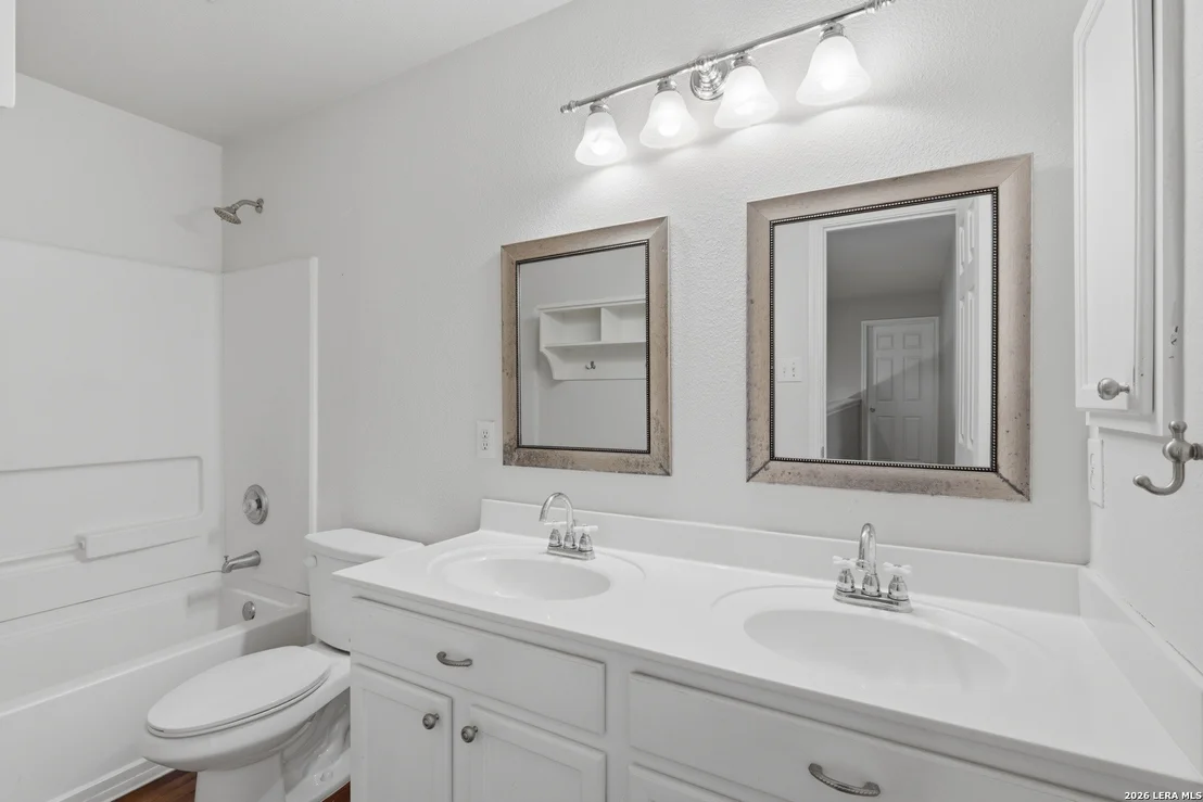 Photo of 11122 HILLSDALE LOOP