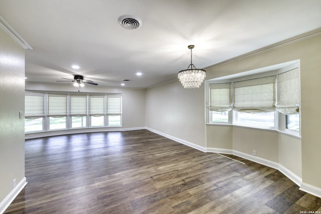 Photo of 921 Maple