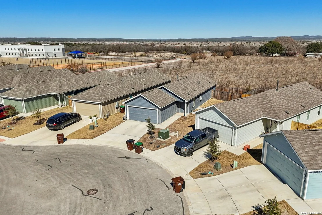 Photo of 13511 Barton Cv