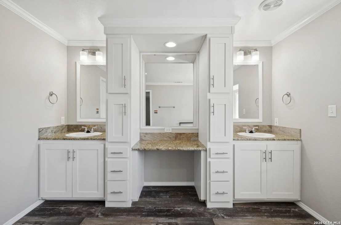 Photo of 12652 Bernhardt