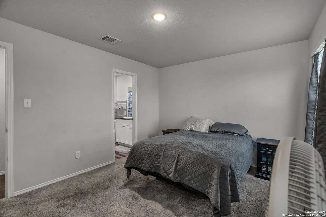 Photo of 4211 VOLCANO WAY