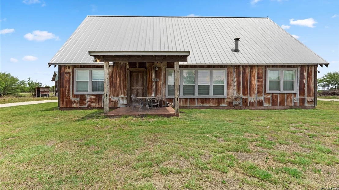 Photo of 707 CREEK RD