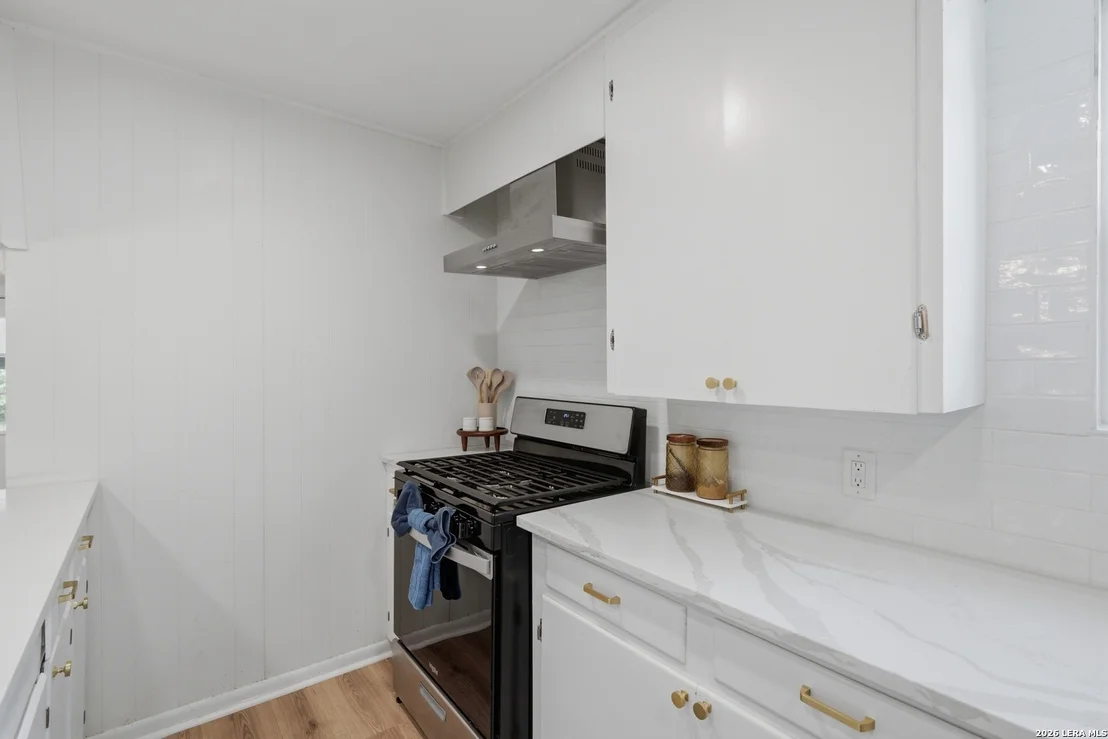Photo of 414 Clower