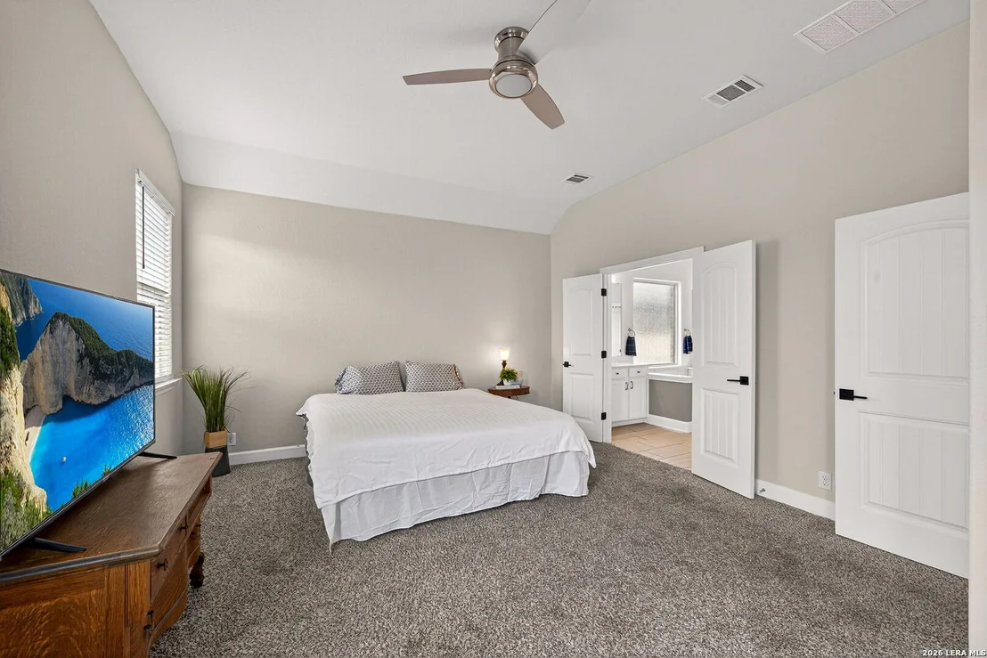 Photo of 122 Noble Woods
