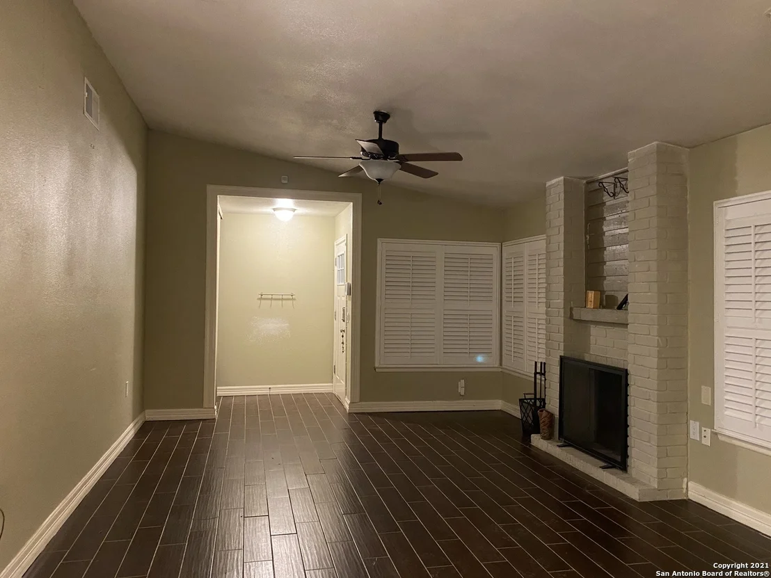 Photo of 9690 SOUTH BND