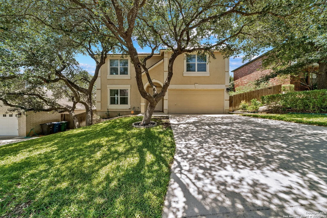 Photo of 21907 Kenton Croft