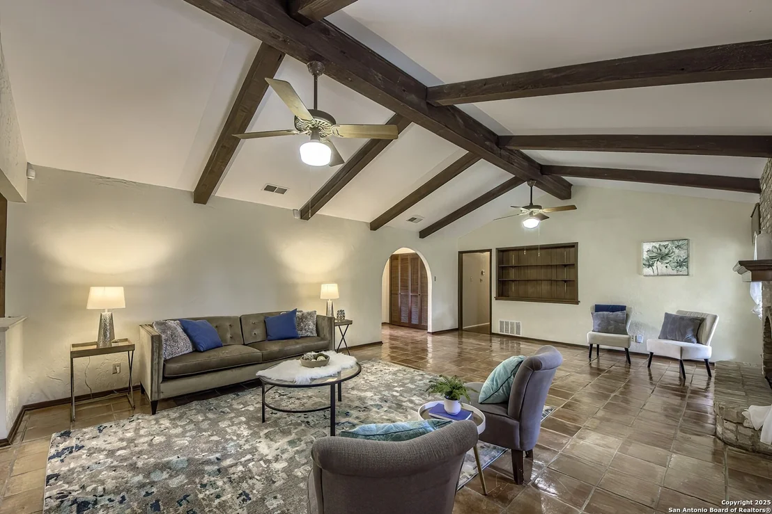 Photo of 106 Avenida Del Sol
