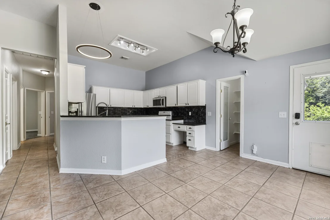 Photo of 2555 Crested Heights
