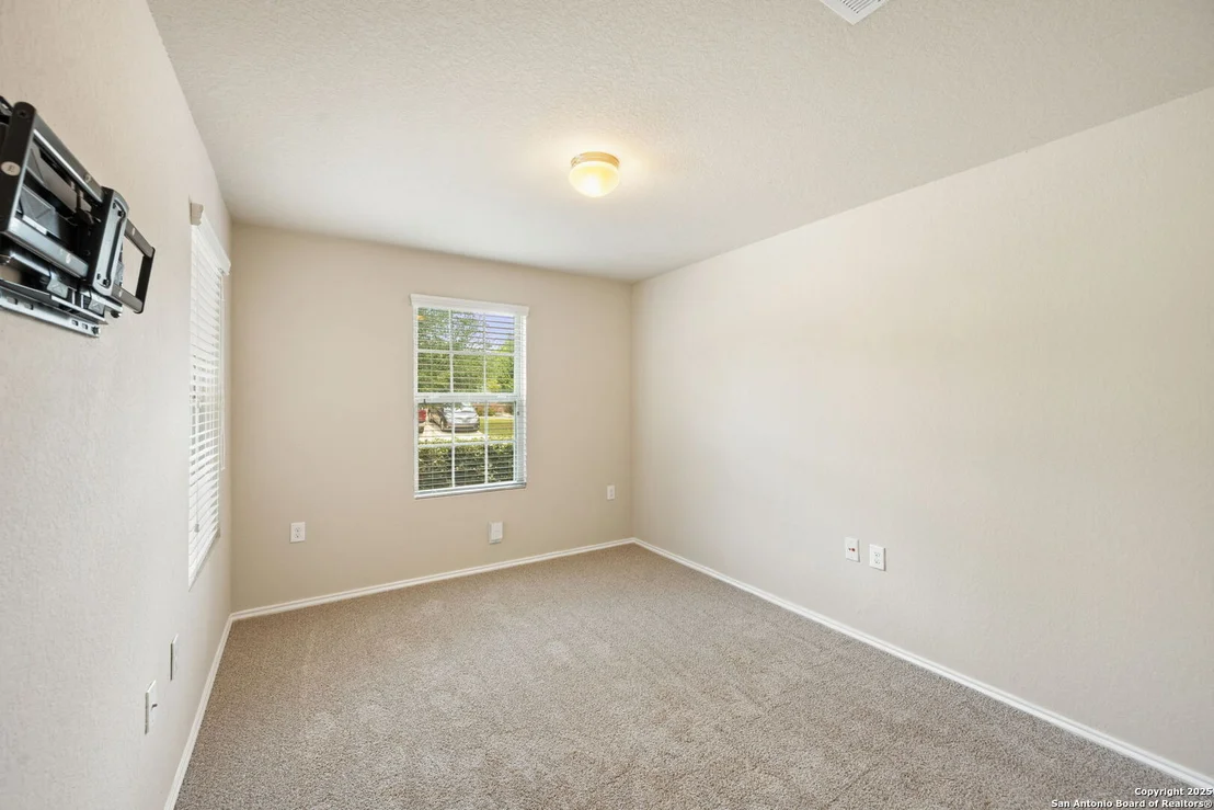 Photo of 7115 Azalea Sq