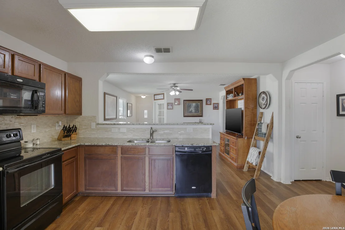 Photo of 3714 Hideaway