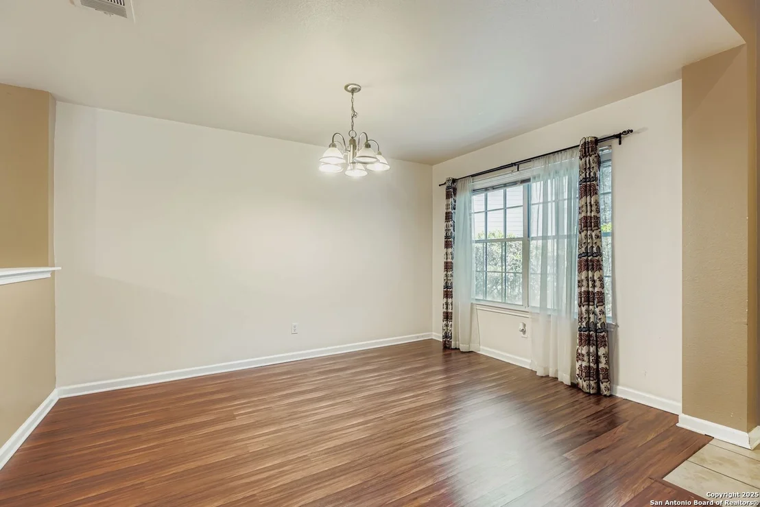 Photo of 228 Hereford