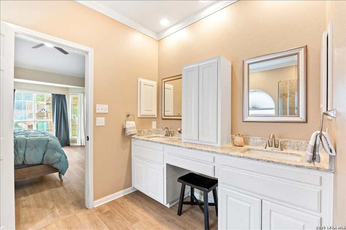 Photo of 18306 Edwards Oaks
