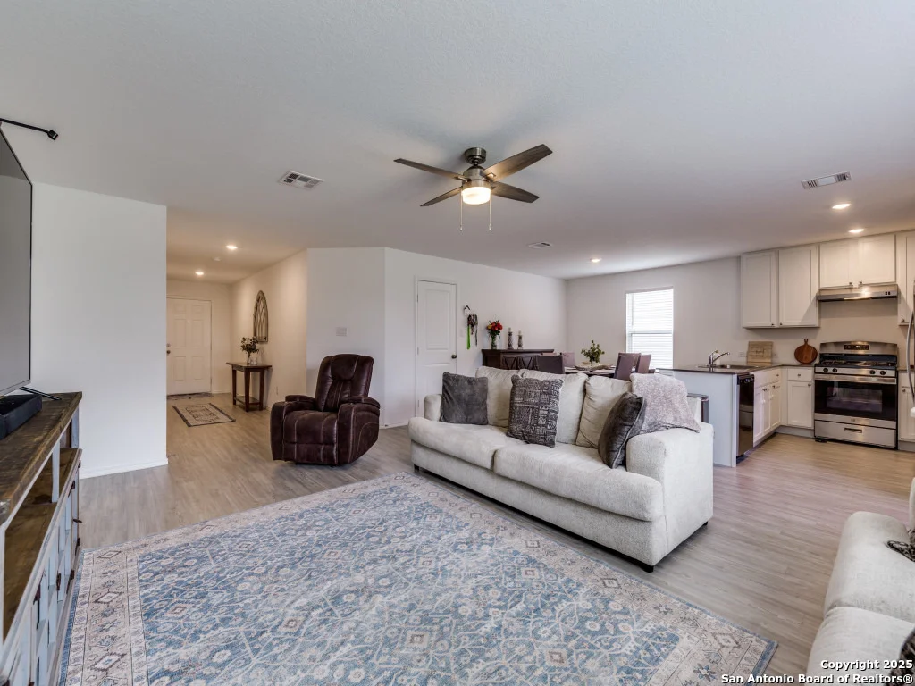 Photo of 14615 Bolinger