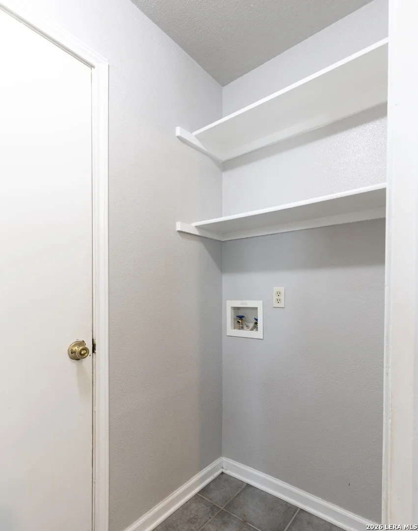 Photo of 302 BAIN DR