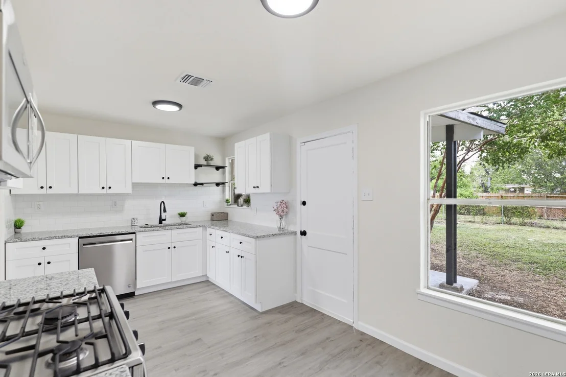 Photo of 123 CHADWICK DR