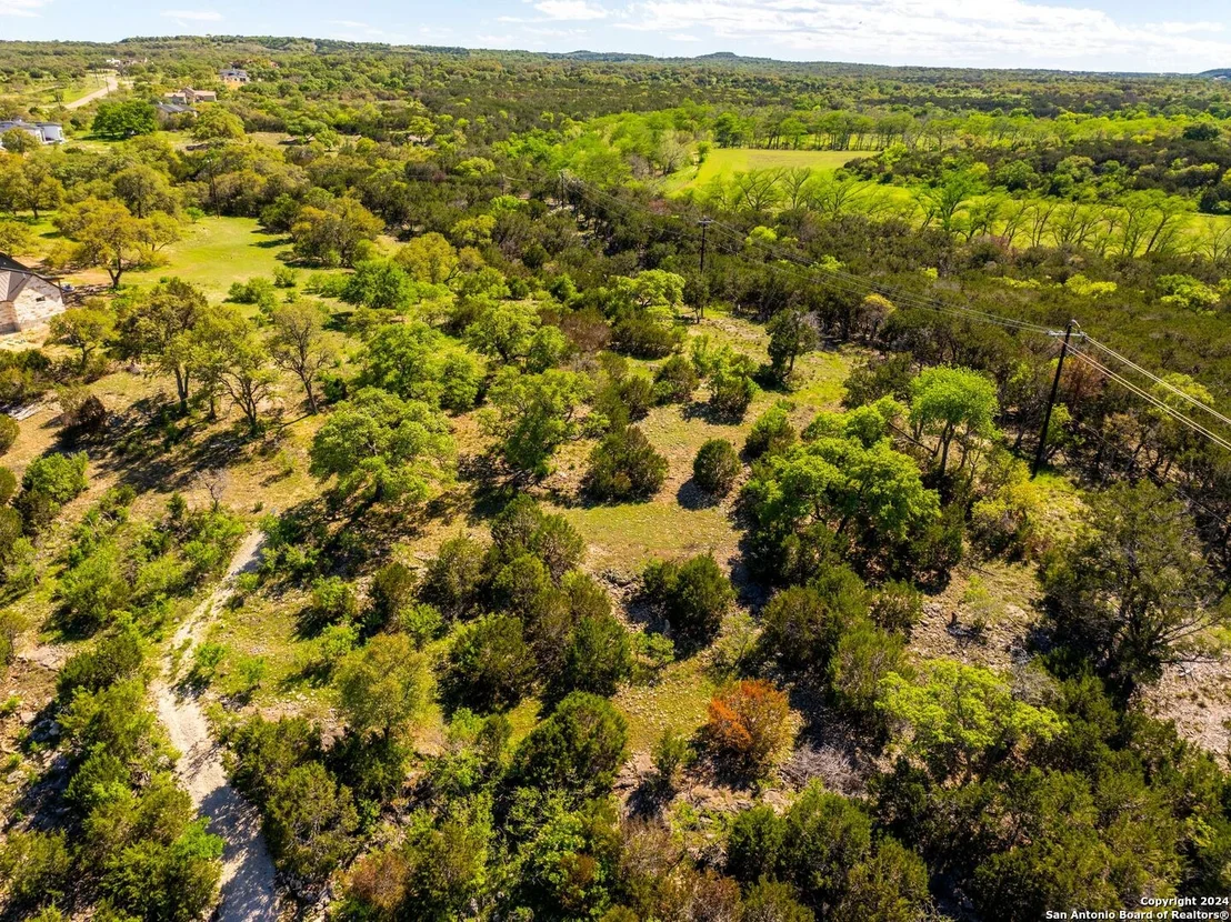 Photo of 98 SABINAS RIDGE RD