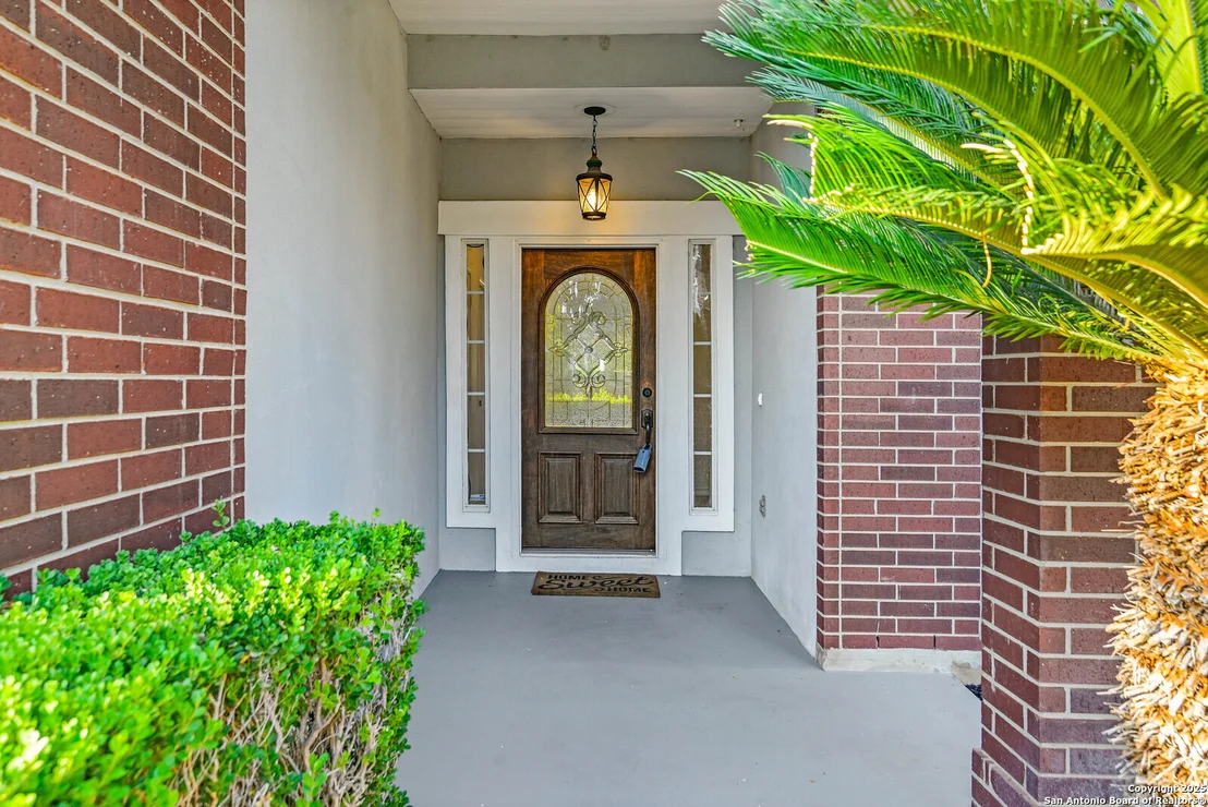 Photo of 1323 Brook Bluff