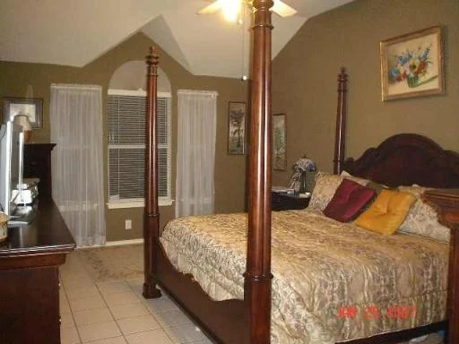 Photo of 817 DIMROCK