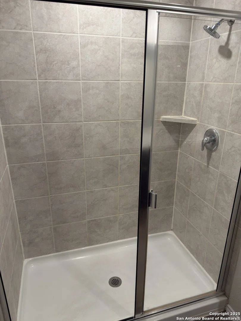 Photo of 156 middle green