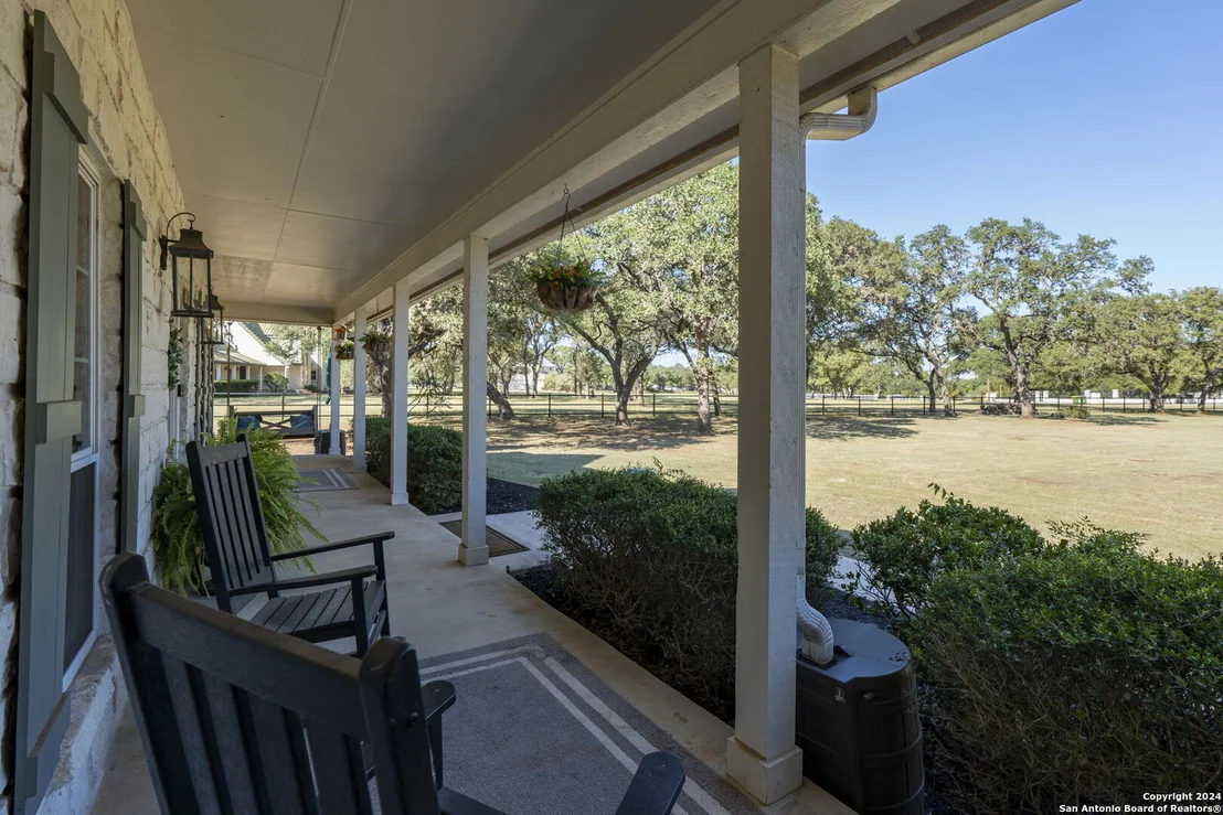 Photo of 8065 Rock Oak