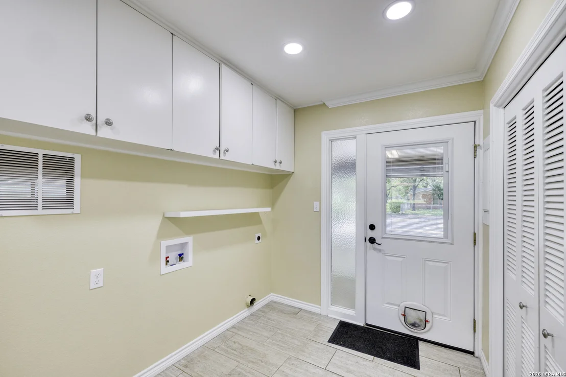 Photo of 921 Maple
