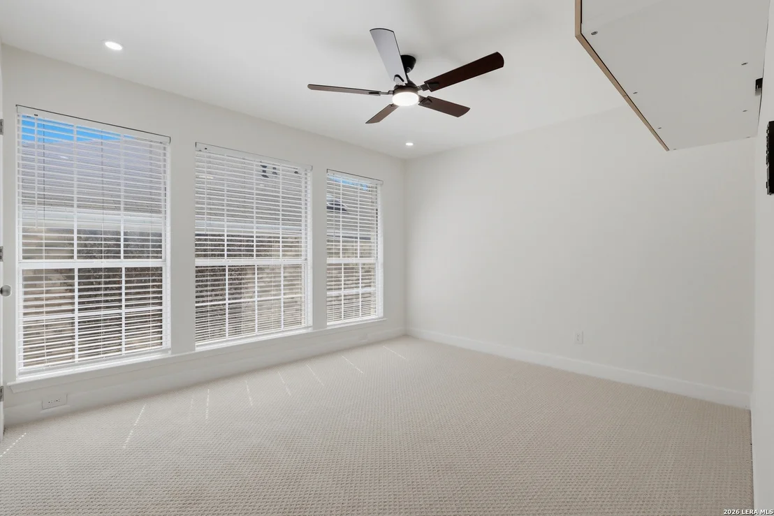 Photo of 2418 Garden Meadow