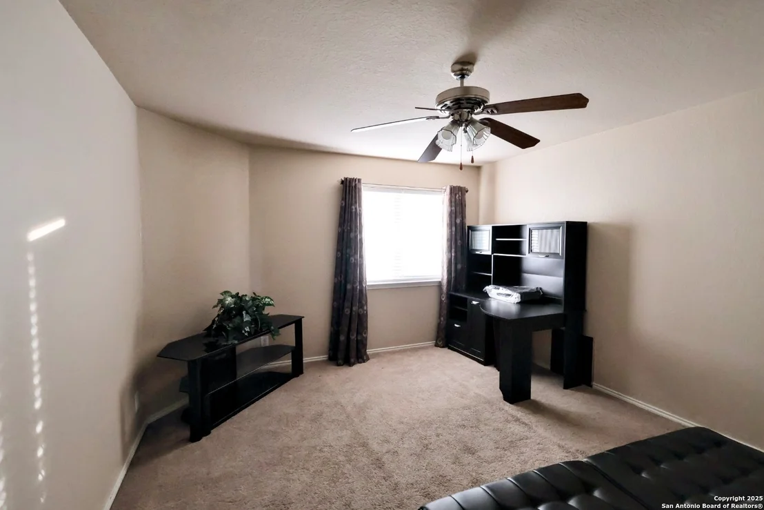 Photo of 203 Quartz BND