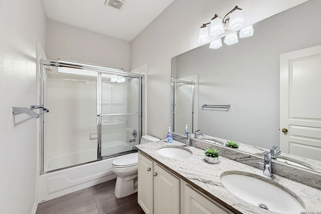 Photo of 13534 Charter Bend